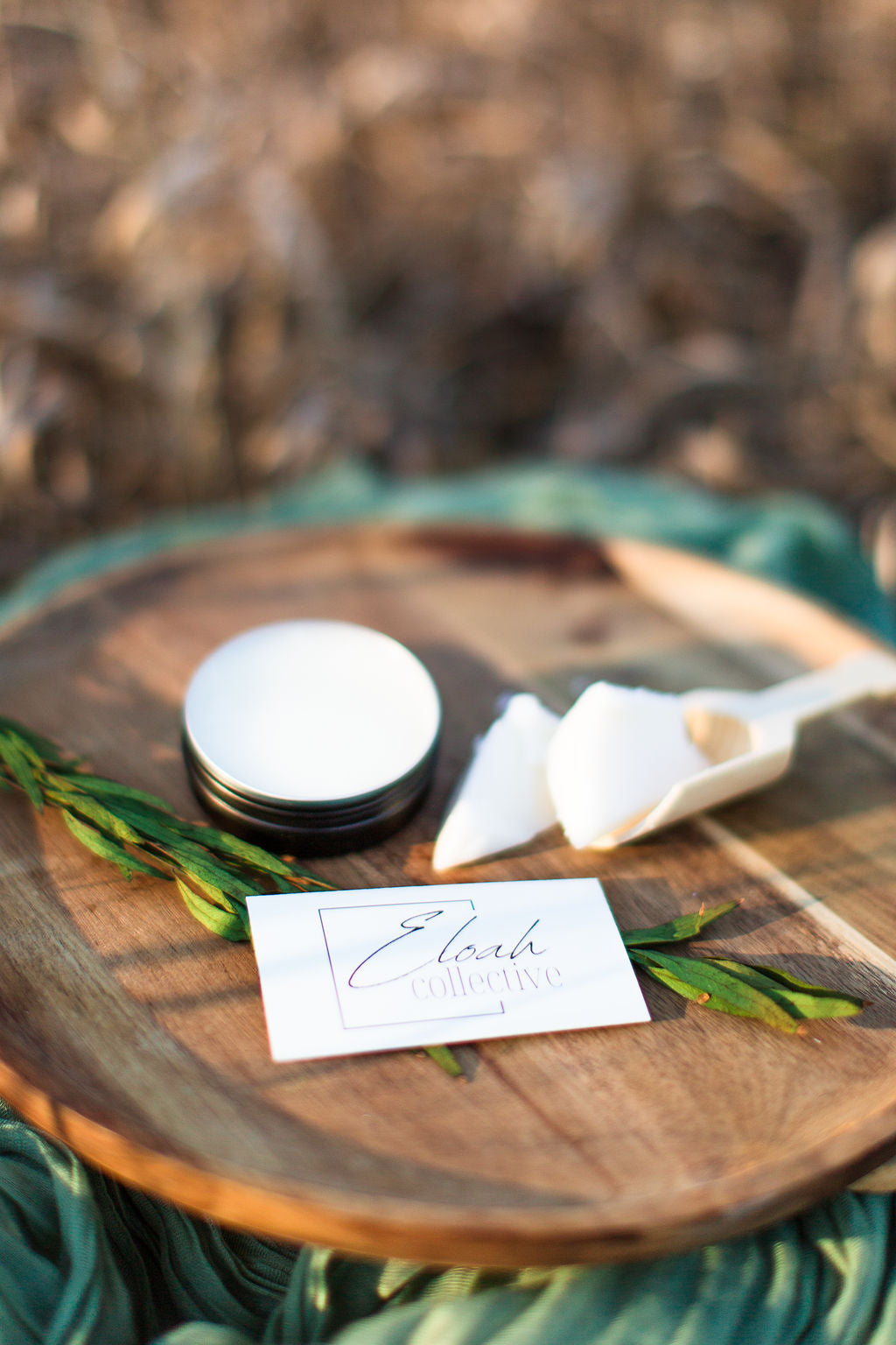 Honey + Frankincense + Cinnamon Leaf + Nutmeg